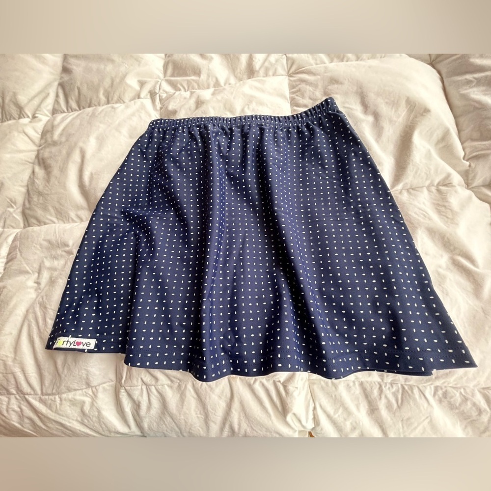 FortyLove Navy and White Dot A Line Flirty Mini Skirt. Elastic Waist Sz L